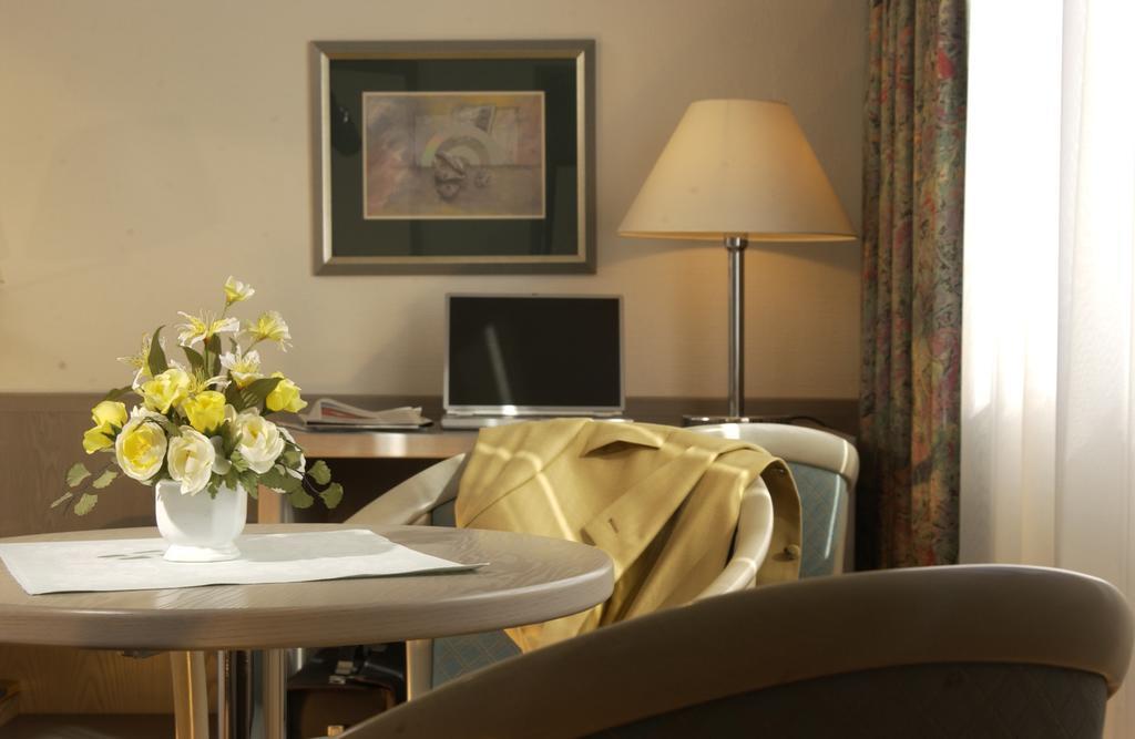 Hotel Spiegel Кельн Екстер'єр фото